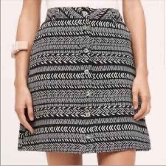 Maeve Anthropologie Fieldnotes Black White Aztec Button Front Mini Skirt Size 2 - Picture 2 of 11